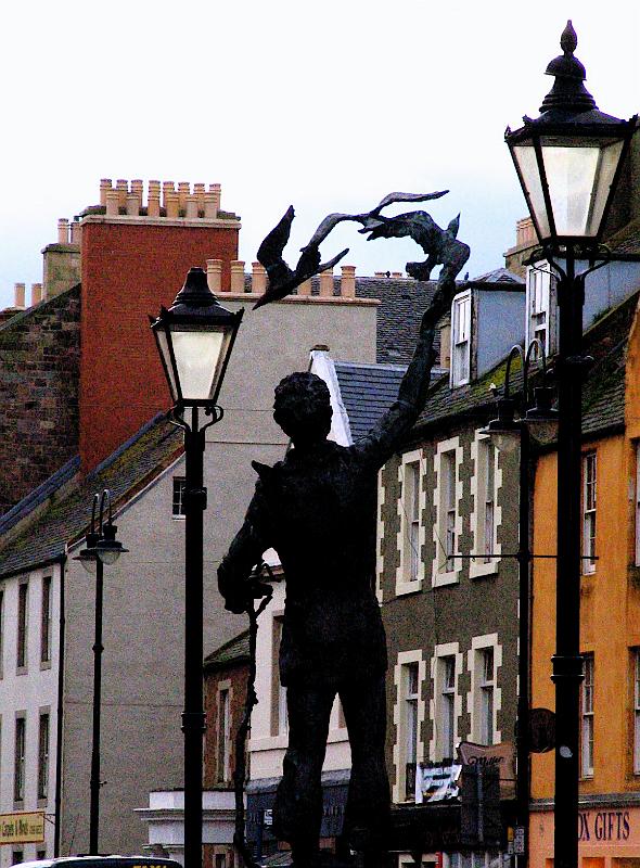 Dunbar - John Muir's statue.jpg